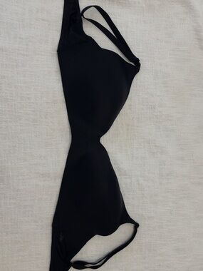 PINK Victoria's Secret Wireless bra